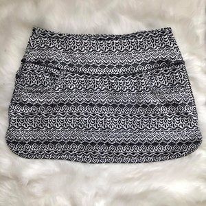 Athleta Black/White Print Tennis Skirt